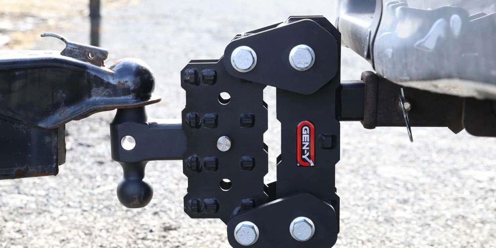 Hitches & Towing Image