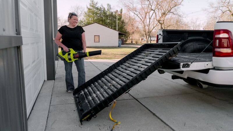 BEDSLIDE Maintenance Guide: How to Keep Your Sliding Platform Running Smoothly