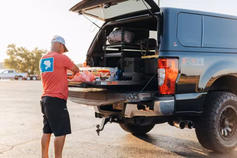 LEER Truck Cap with BEDSLIDE